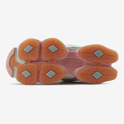 9060 Limited EDITION ''Voices - Pink Baby Shower''